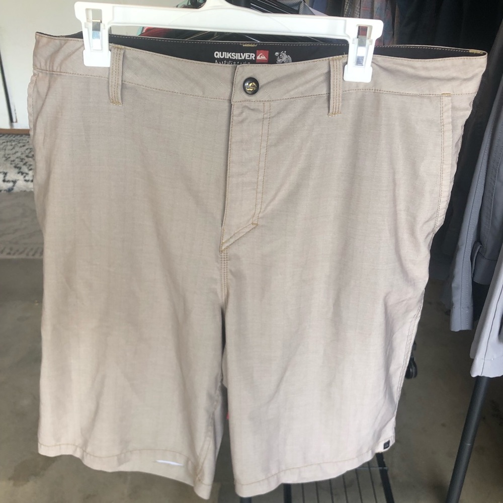 Quicksilver shorts